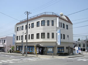 池田泉州銀行（徒歩10分）